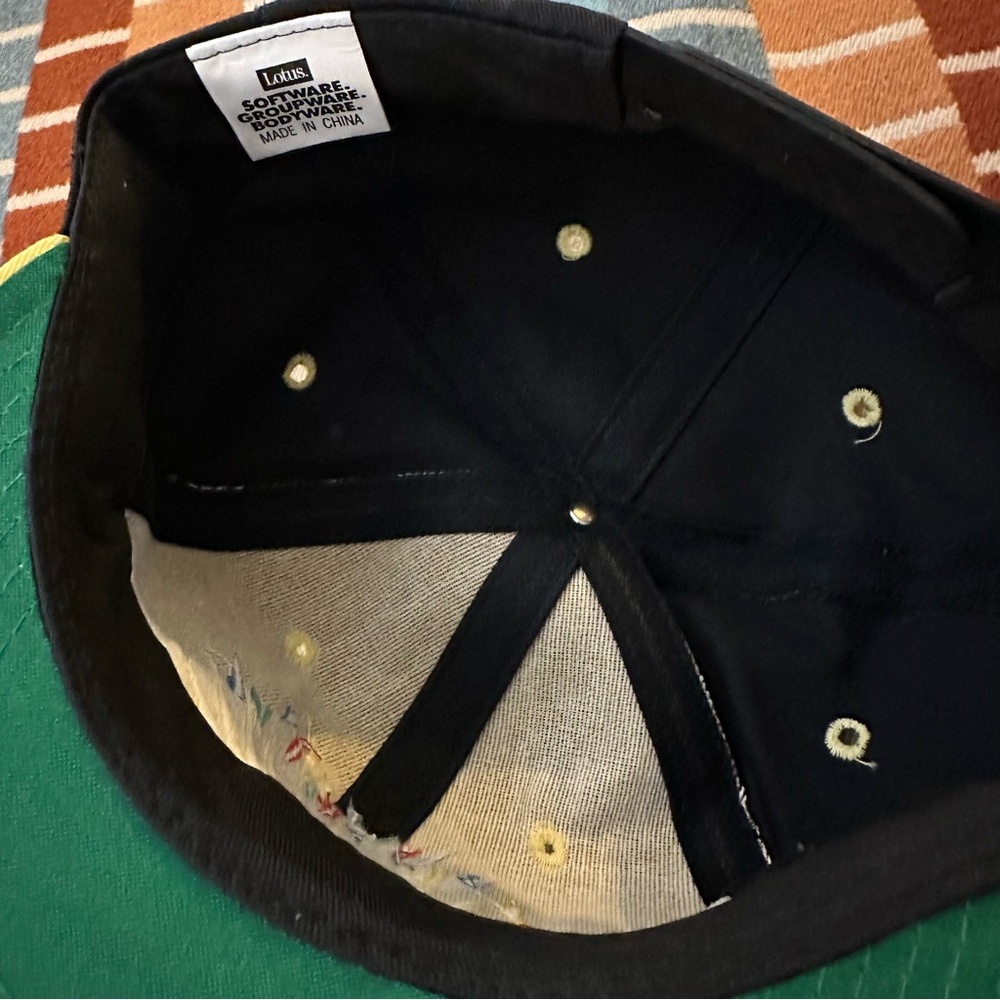 Vintage 90's Lotus Software Hat - Picture 3 of 4
